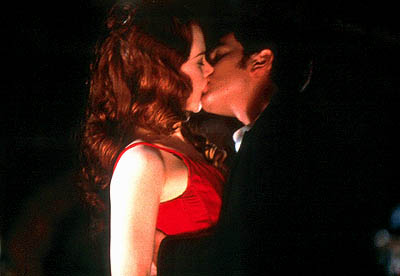 nicole_kidman_ewan_mcgregor_moulin_rouge_006